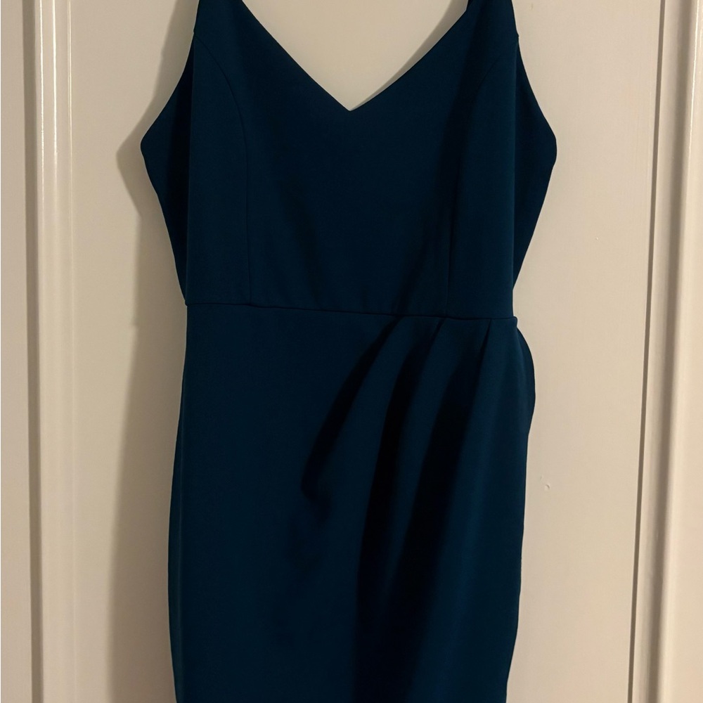 Elegant Lulu’s Teal V-Neck Dress